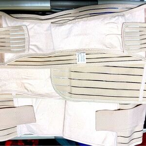 Chongerfei 3 piece postpartum wrap.